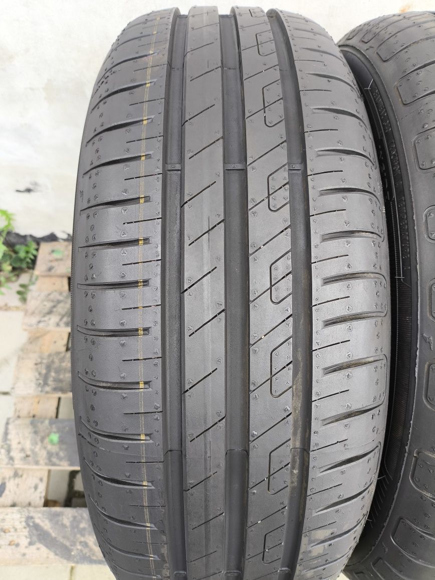 195/55/16 Goodyear Efficient Grip Performance 2SZTUKI