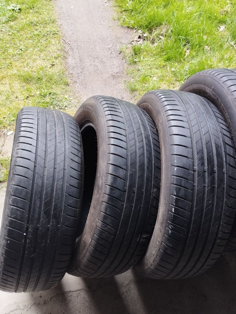 Opony letnie - 215/60R17