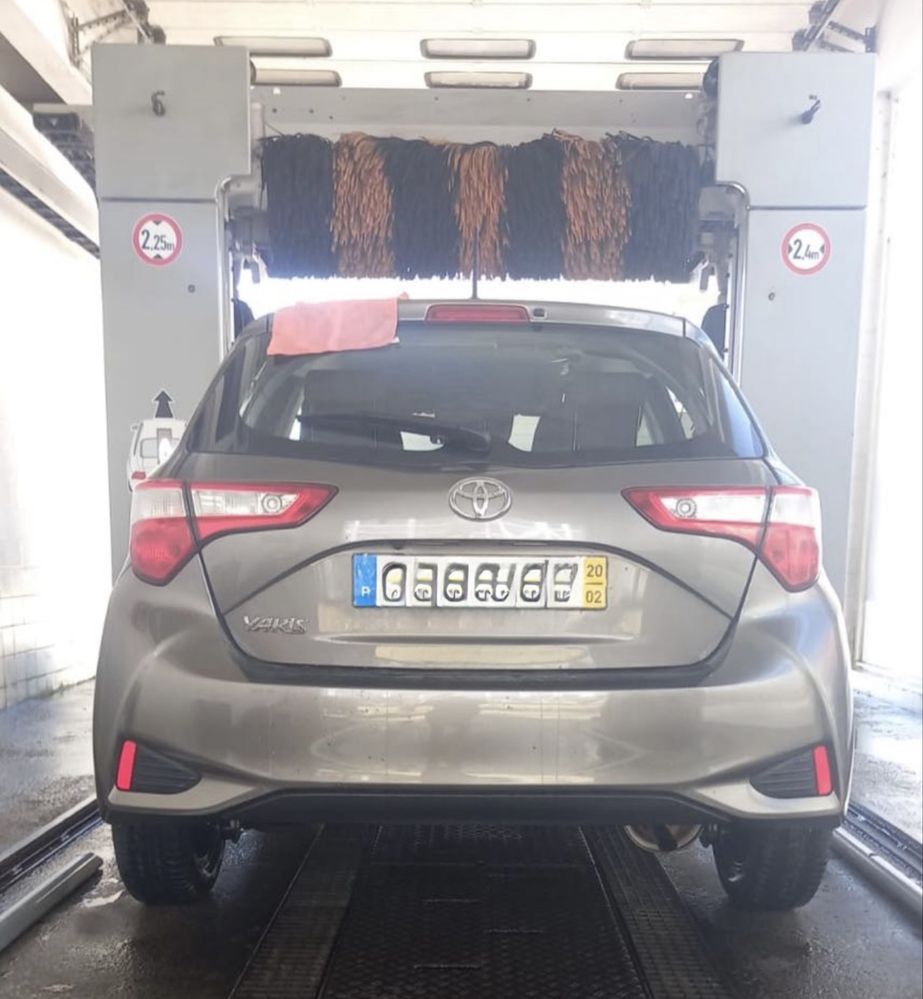 yaris 1.0 confort gasolina