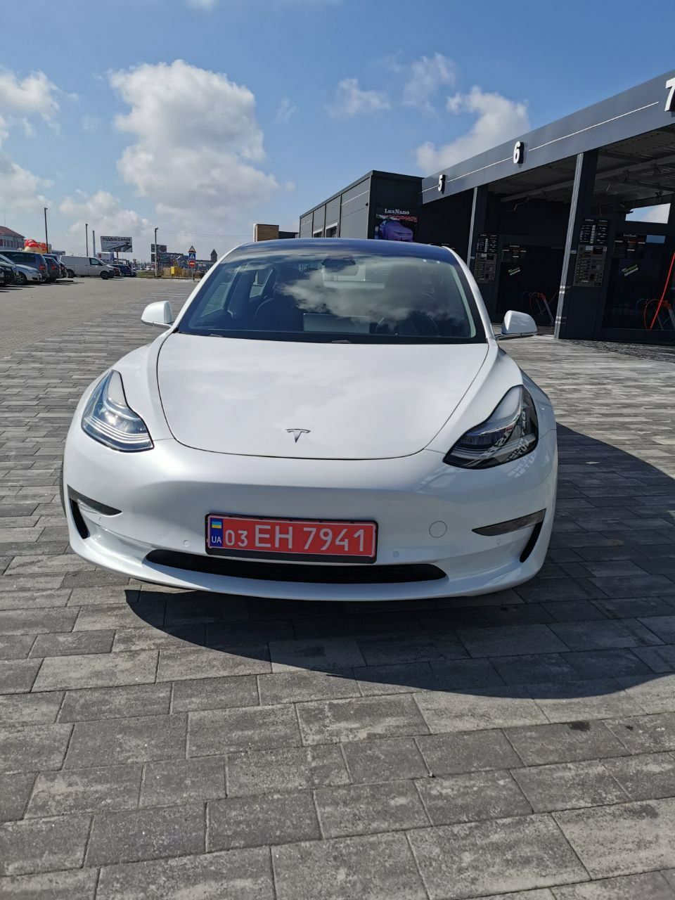 Tesla model 3 LONG RANGE