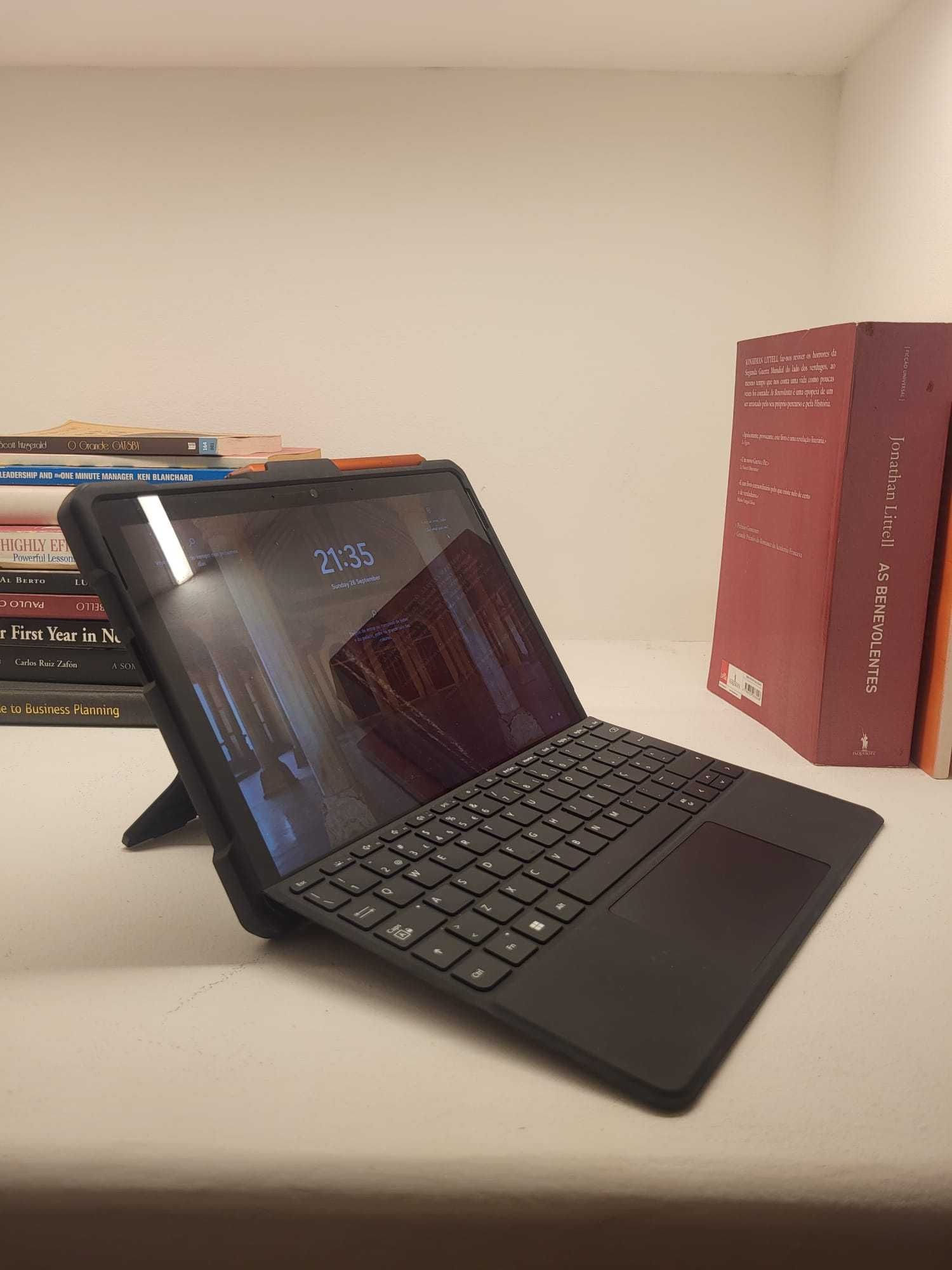 Surface Go 4 + capa + teclado + caneta