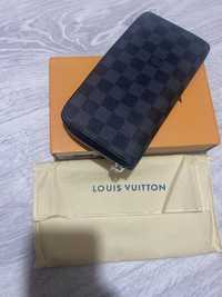 Мужской серый Клатч Louis Vuitton