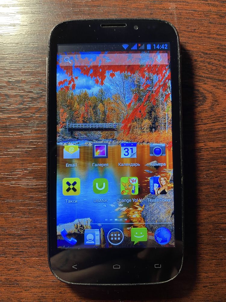 FLY iQ 44 04 продам телефон