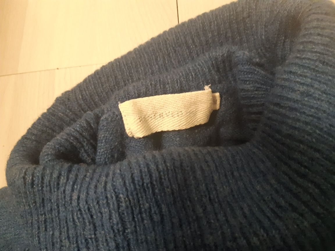 Golf niebieski sweter 100% wełna Reserved