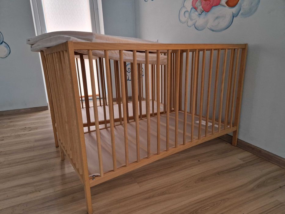 Łóżeczko dziecięce drewniane ikea