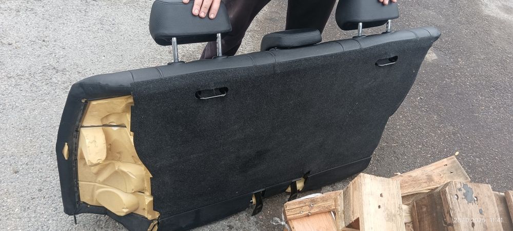 Продам спинку на БМВ ф30