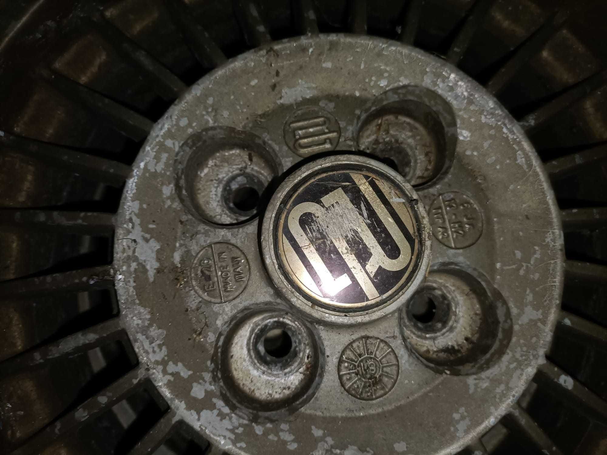 Jantes Fiat antigas.