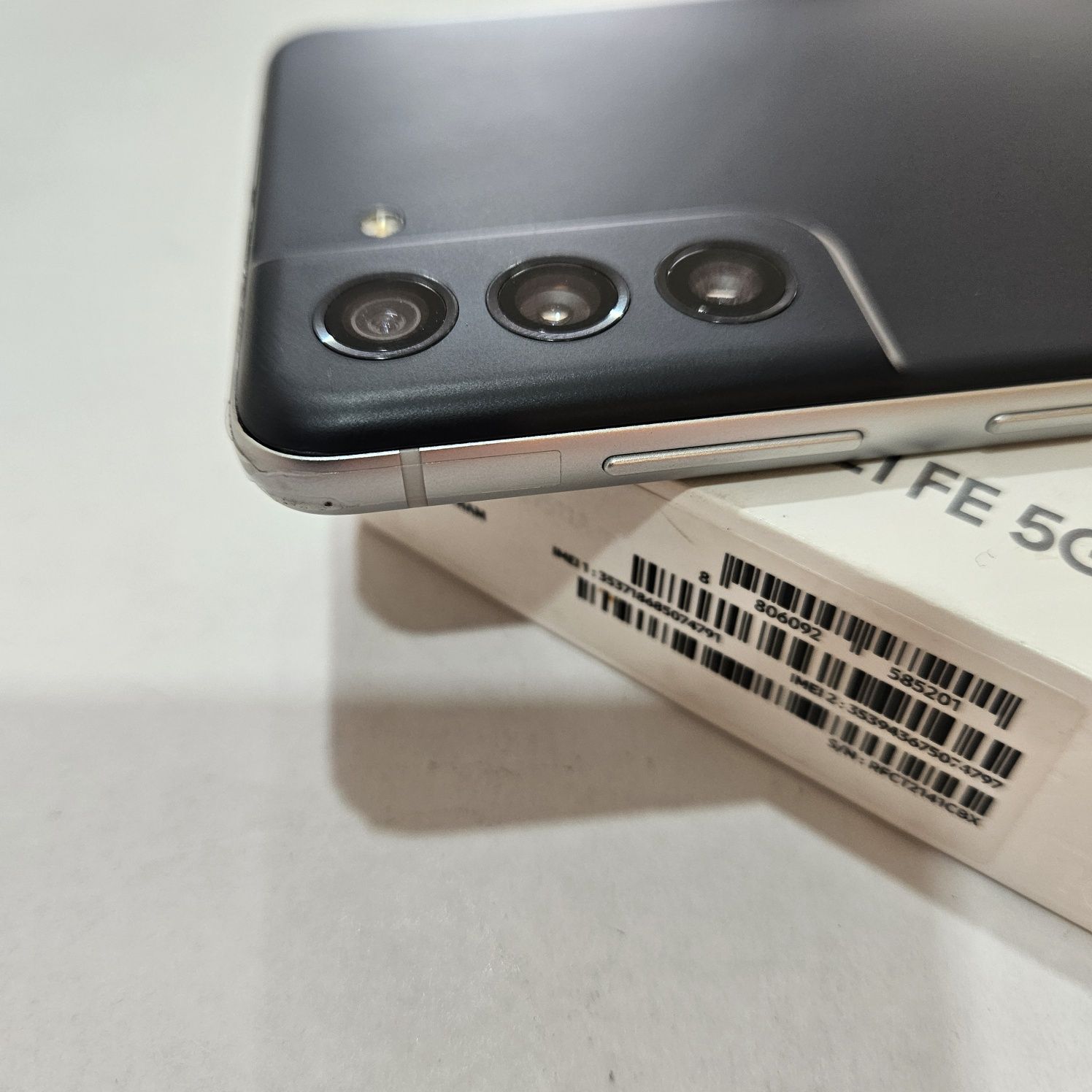Samsung Galaxy S21 FE Czarny 6/128GB Stan Idealny