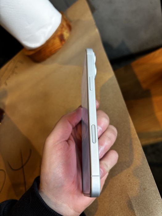 Iphone 16 plus 128 gb (16 плюс)