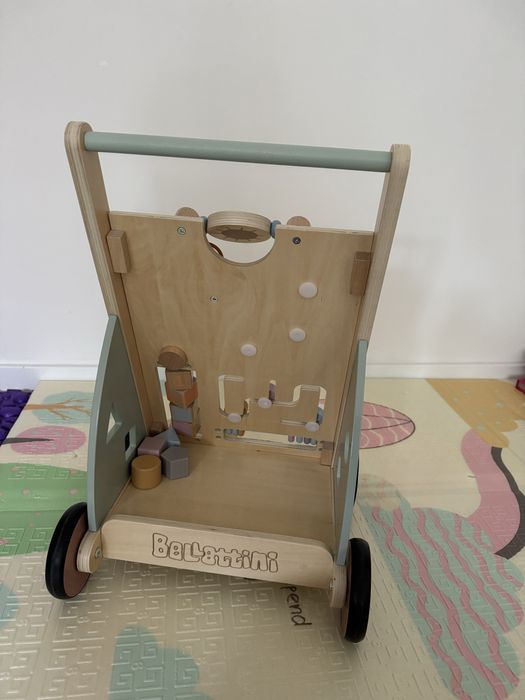 Детская каталка ходунки