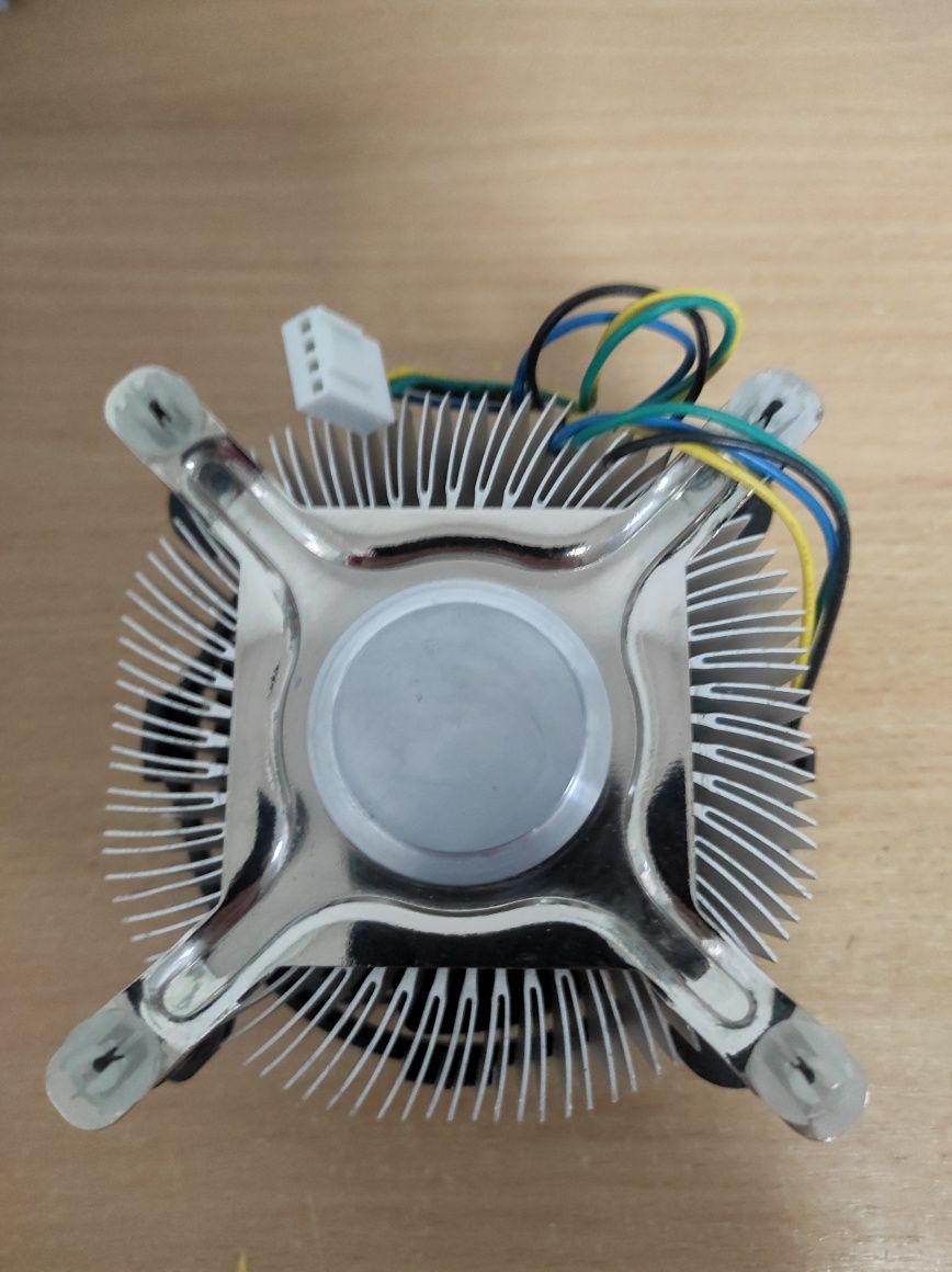 Боксовий кулер + процесор celeron dual core e1200 s775