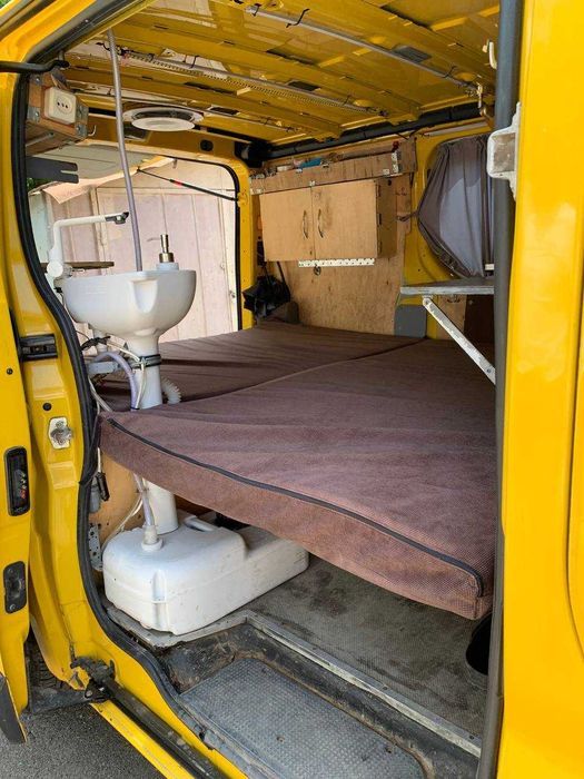 Продам Опель виваро