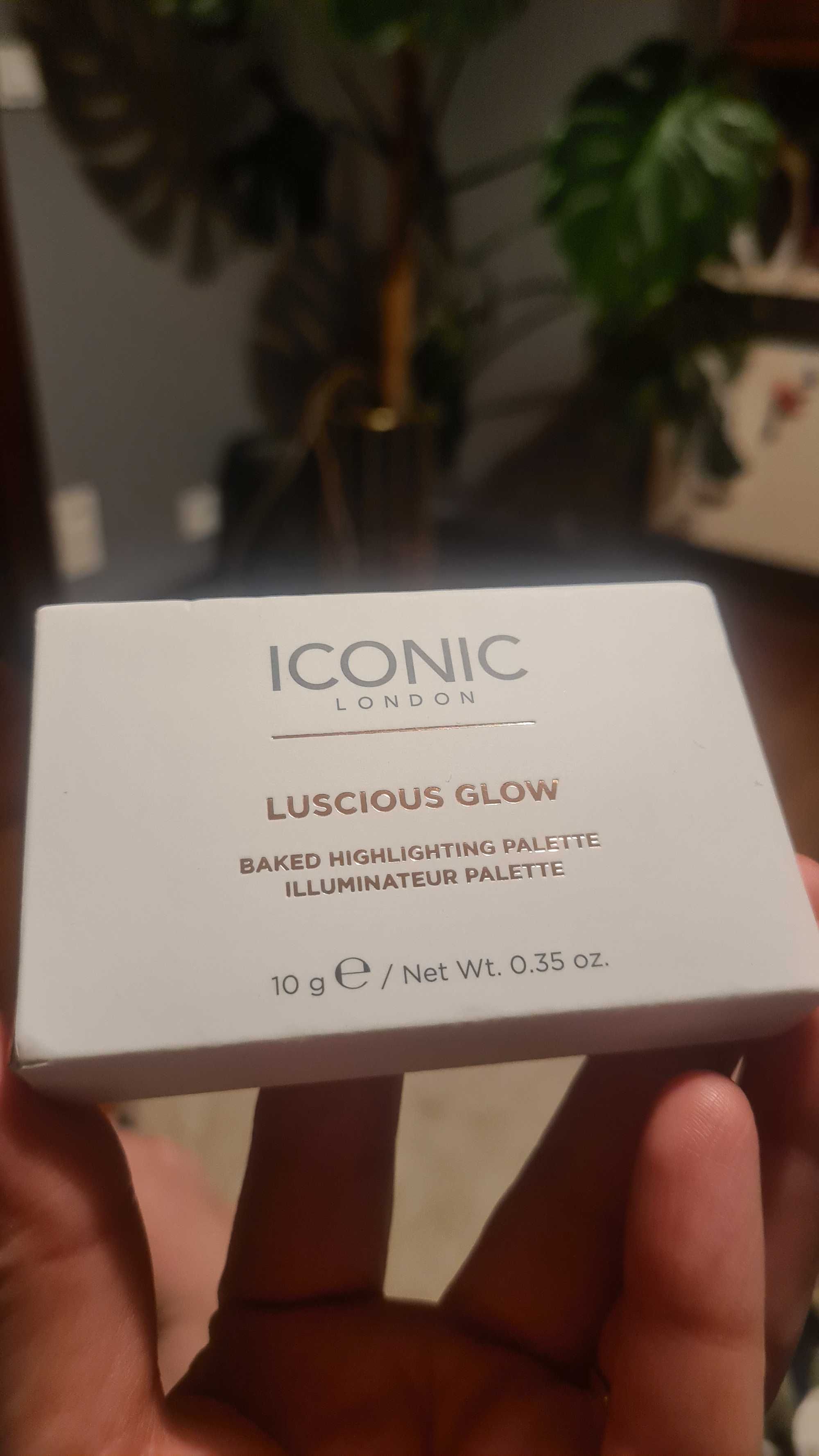 Iconic luscious glow paleta rozswietlajaca NOWA hourglass