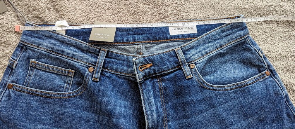 Dżinsowe szorty męskie Cross Jeans r. W33