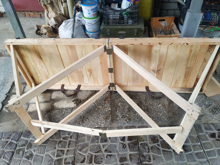 Продам  стеллаж (или стол или кушетку).Многоцелевое изделие.