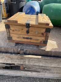 Vendo caixa de madeira