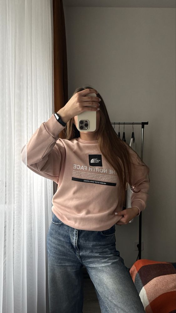Жіночий оверсайз світшот The North Face