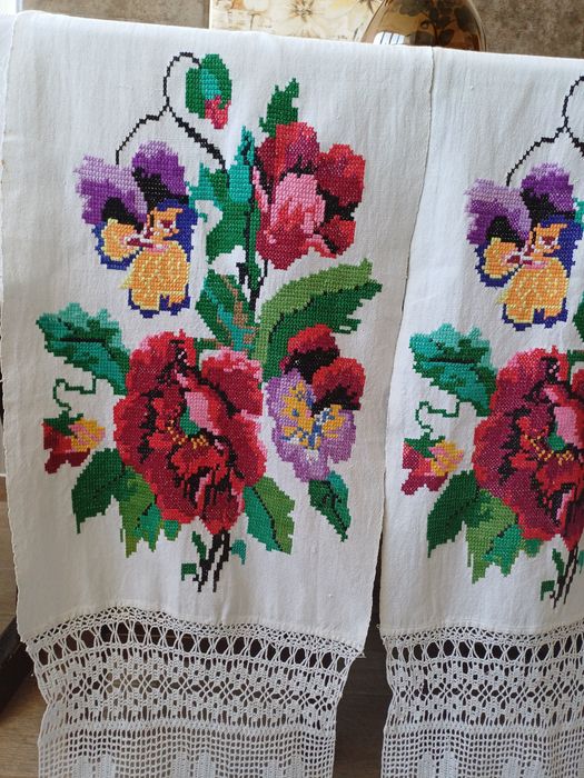 Рушник вишитий хрестиком