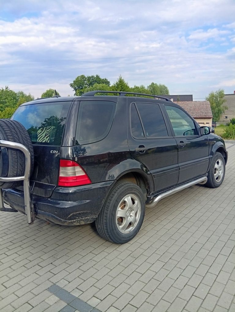 Sprzedam Mercedes Ml 270 2,7 CDI 4×4 polift