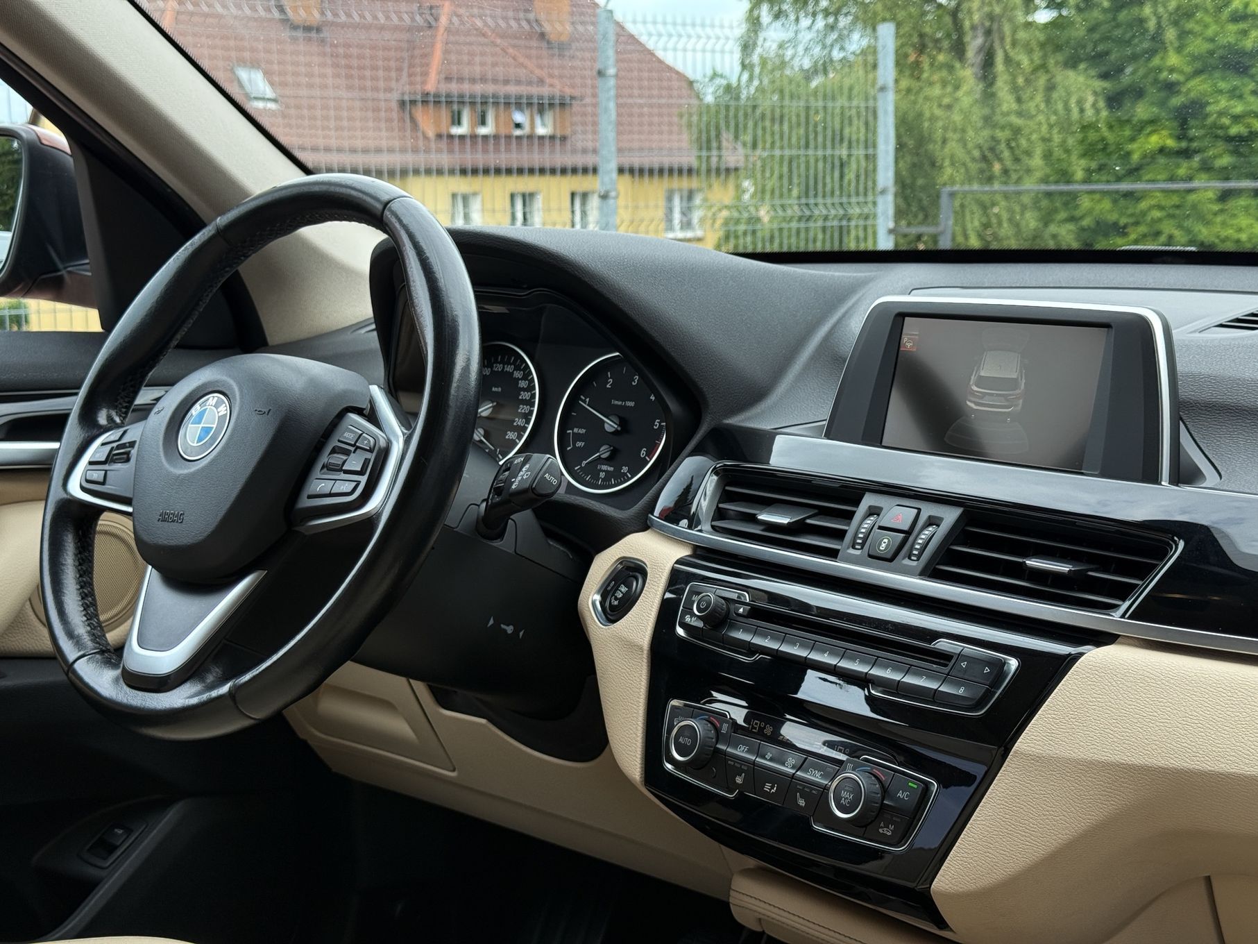 BMW X1 BMW X1 xDrive 2.0d 150 KM•Automat•4x4•Brąz•Kremowe wnętrze•Stan BDB
