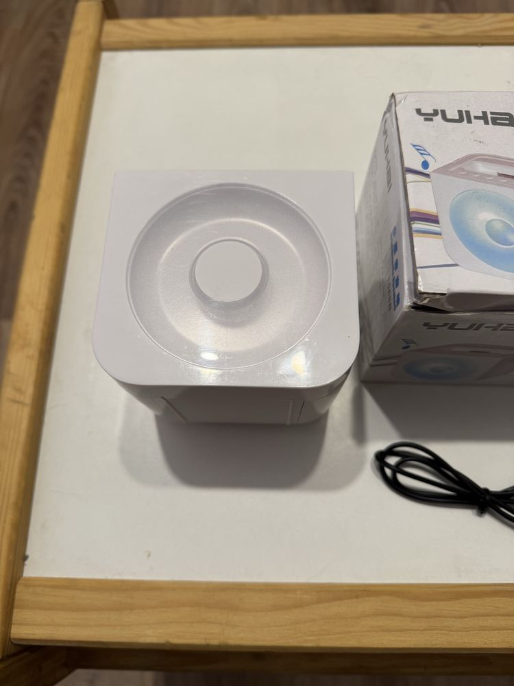 2 szt Radio odtwarzacz na USB i IPhone 4 z podświetlaniem