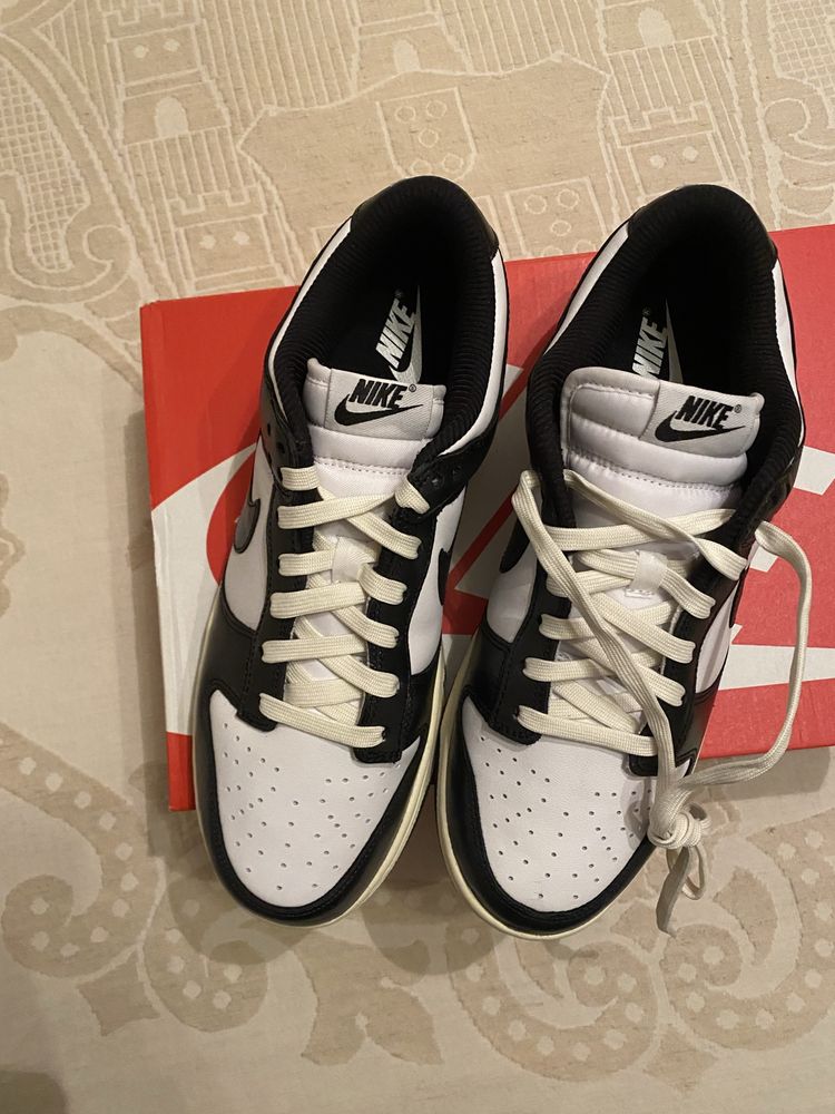 Nike Dunk Low Premium