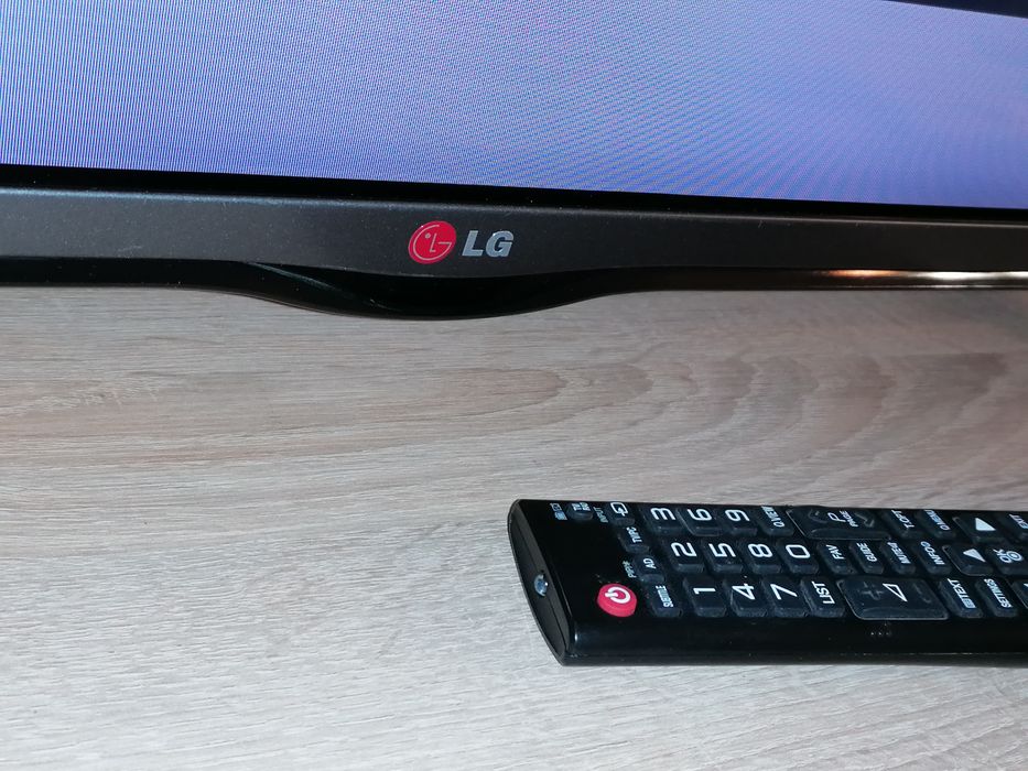 Telewizor LED 32 cale LG 32lb550b