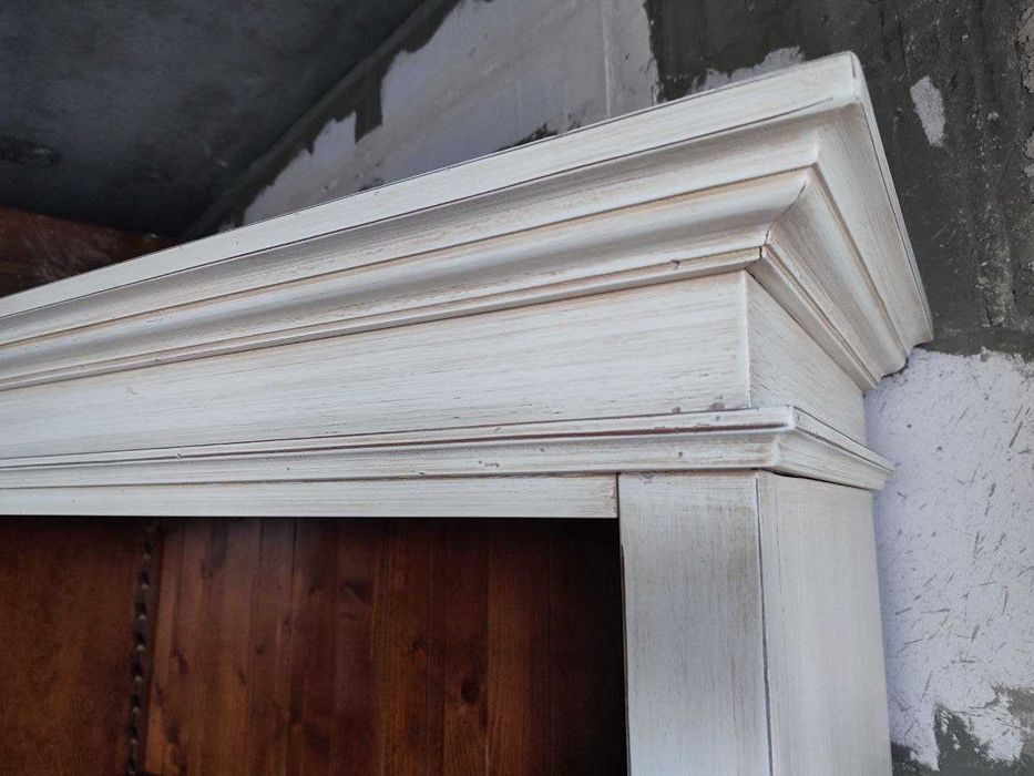 Шафа, книжкововий стелаж, вітрина з масиву дерева, фігурне різьблення