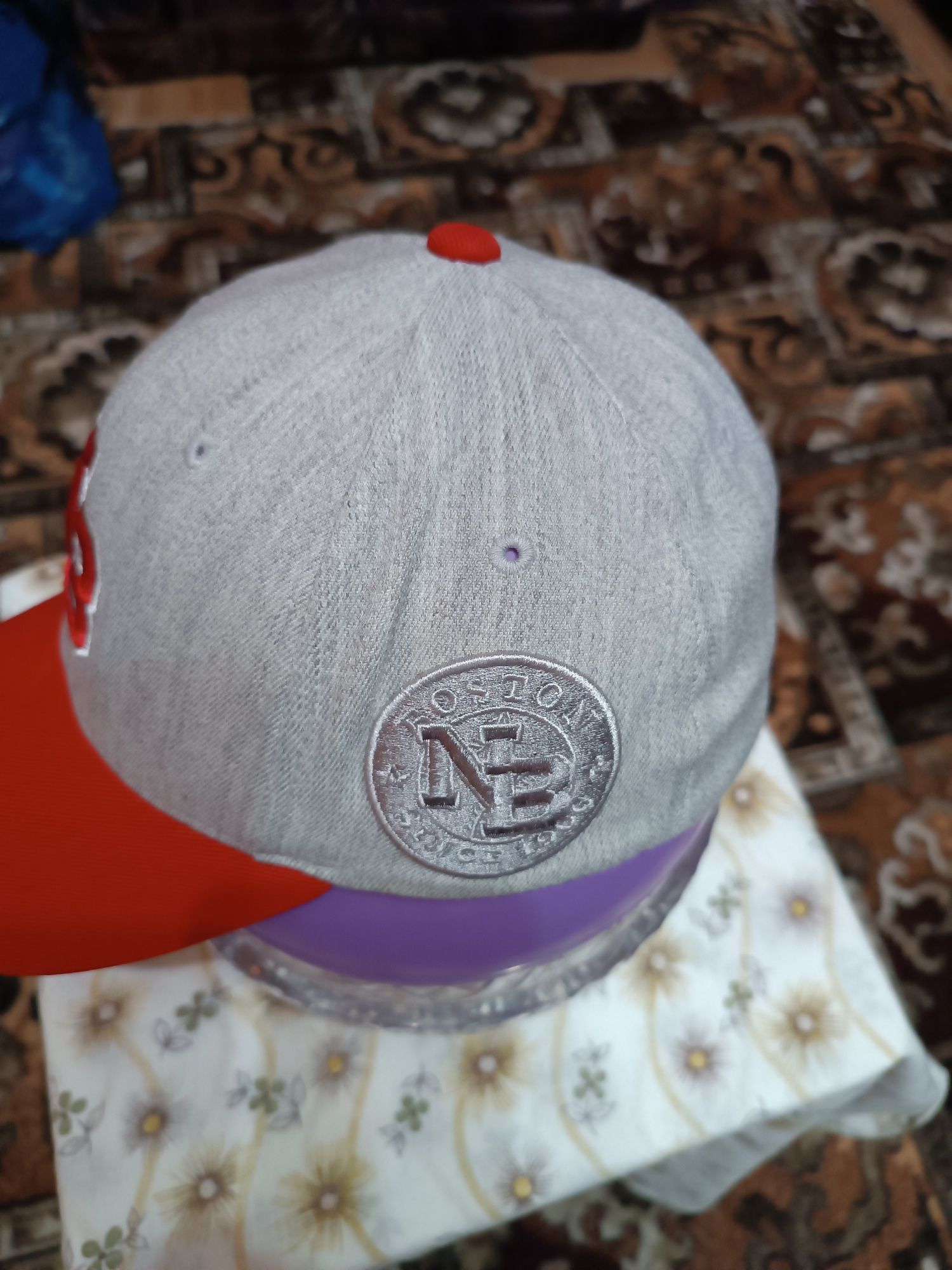 Продам мужскую кепку бейсболку New Balance