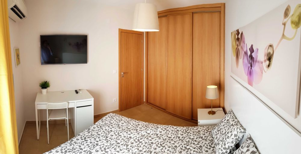 T1 qs novo totalmente mobilado no centro Fundão