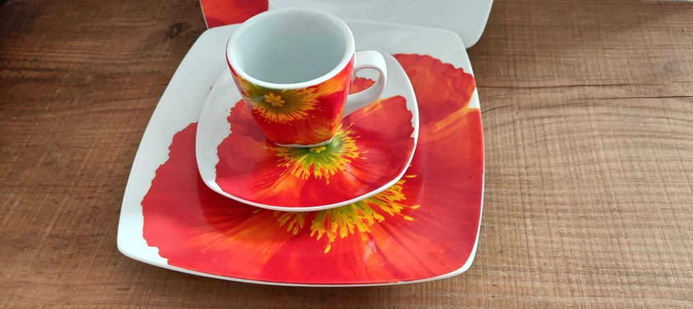 Conjunto chávena café prato sobremesa, prato sopa porcelana papoilas
