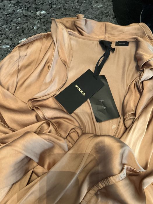 Śliczna  sukienka  Pinko r. 40