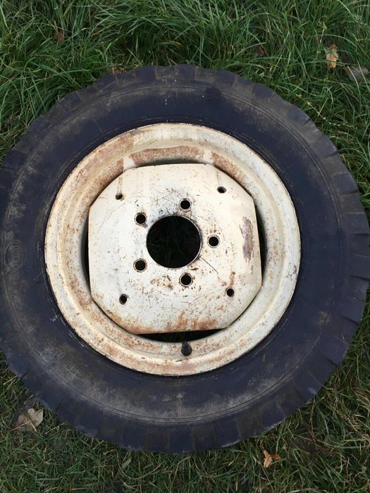Koło kompletne do ciągnika c -330