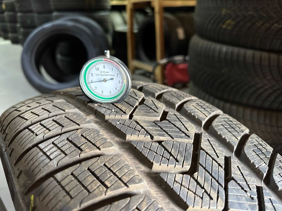Шини зима 235/55R19 PIRELLI Scorpion Winter 7.5-8мм комплект