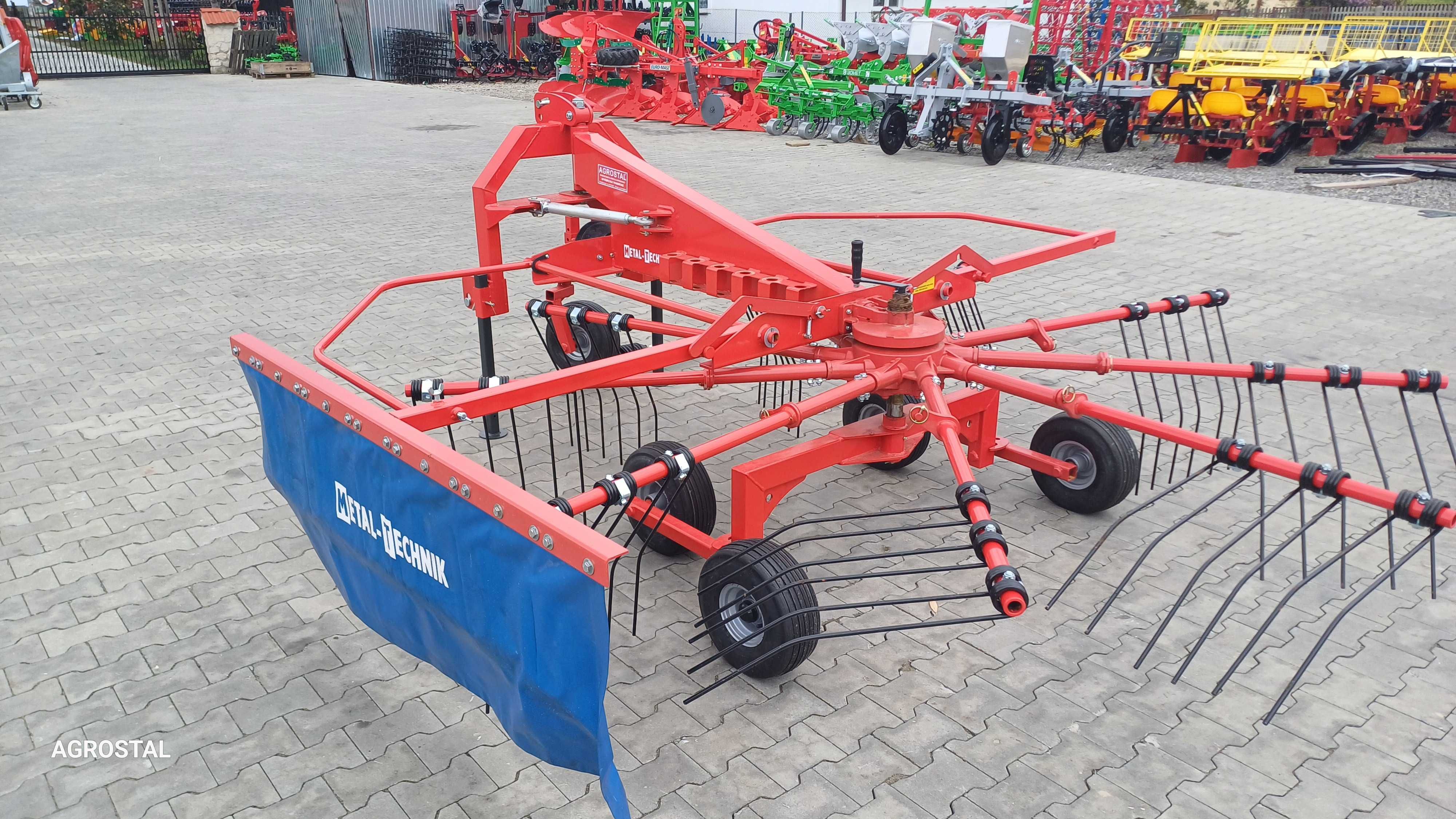 Zgrabiarka karuzelowa 3,5 m Metal-Technik