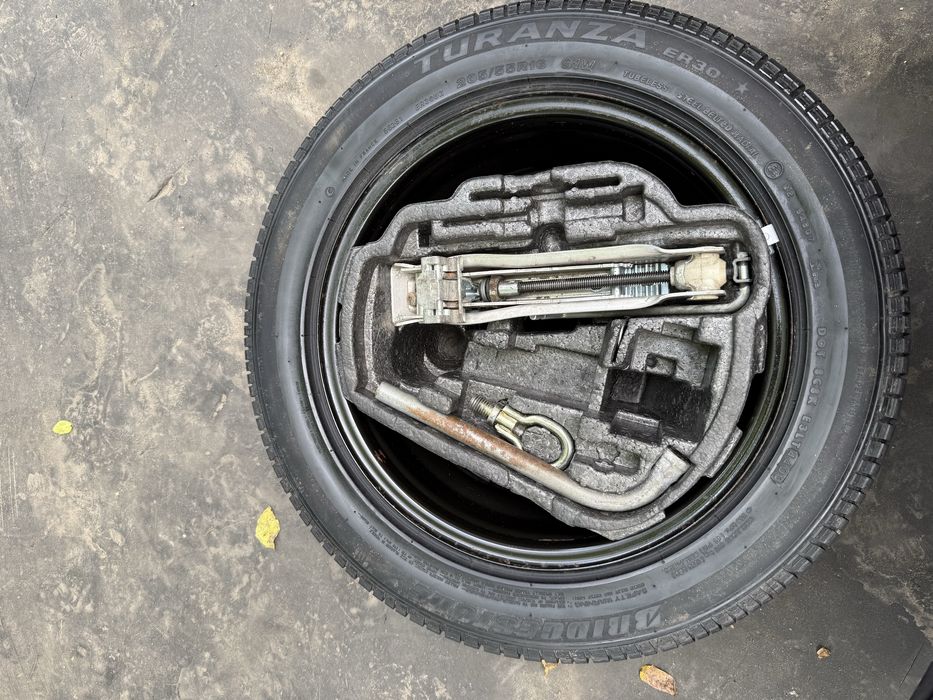 Запаска/домкрат/ключ /гак golf 4/polo /ауді а 3 5-100R16