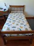 Cama solteiro estilo cerne