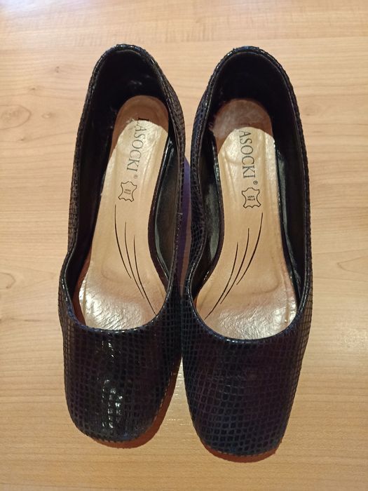 Czółenka Ryłko na szerszą stopę