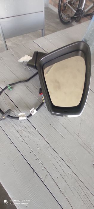 Дзеркало правоє на touraeg