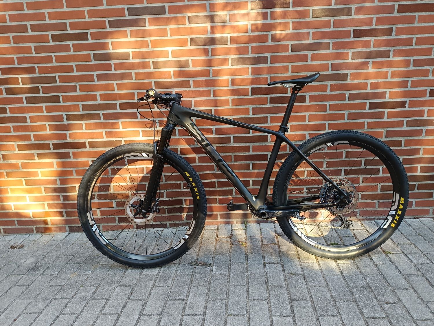 BTT Superior - L
