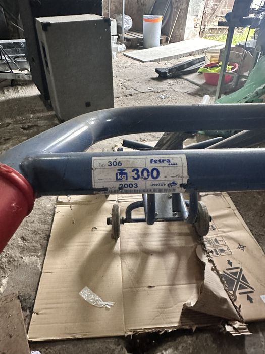 Wózek do beczek fetra, udźwig 300 kg, z 2 rolkami podporowymi