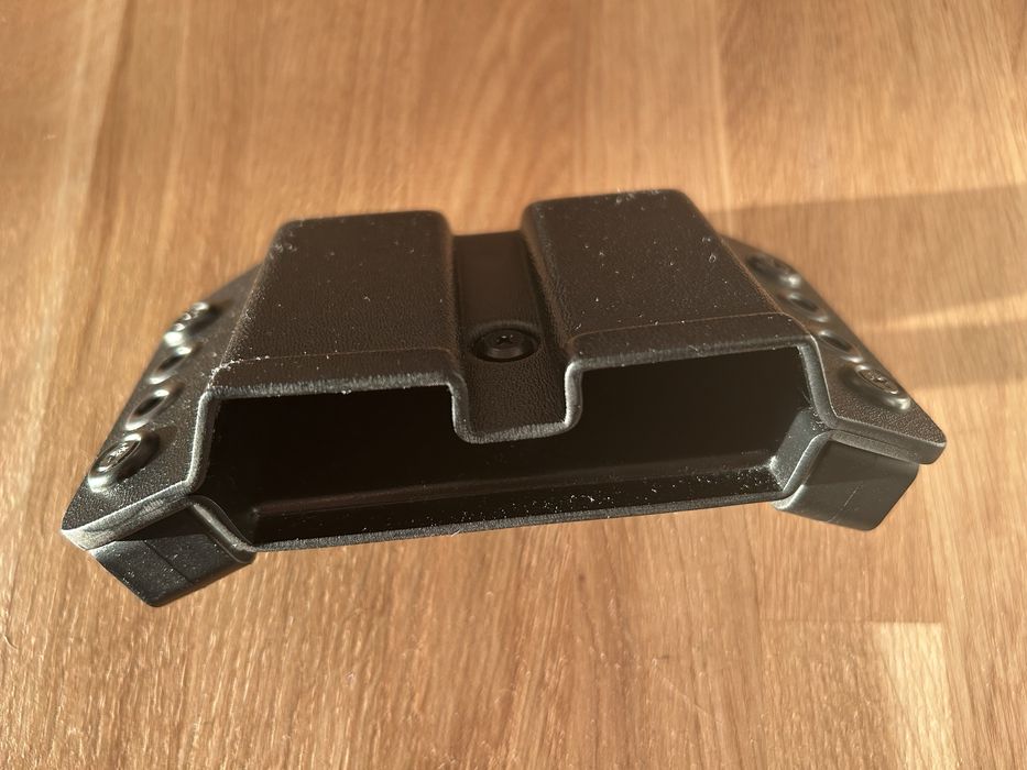 Podwójna ładownica DoubleTap