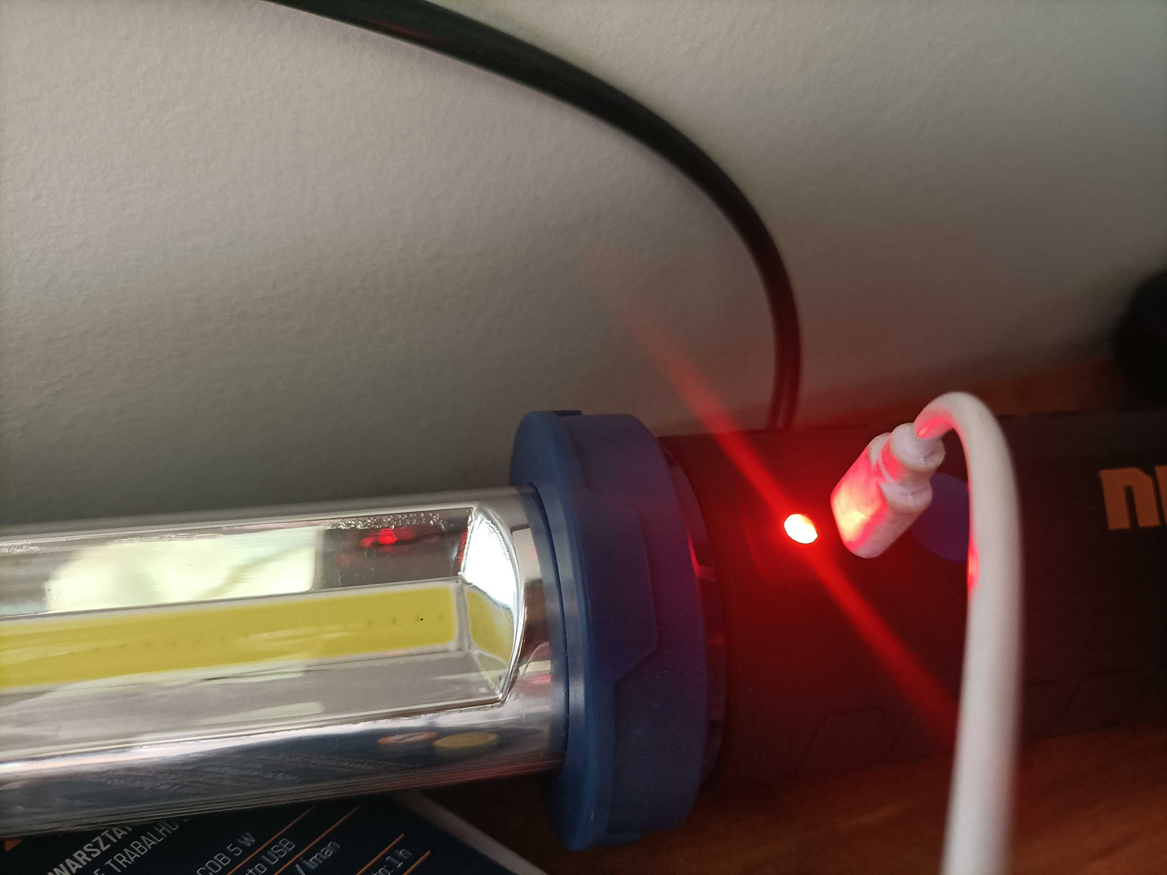 Lampka warsztatowa LED COB Tuba latarka ładowana