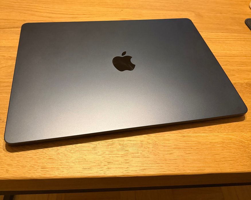 MacBook Air - M3  15,3''  16GB 512GB Północ(tylko odb osobisty Wwa)