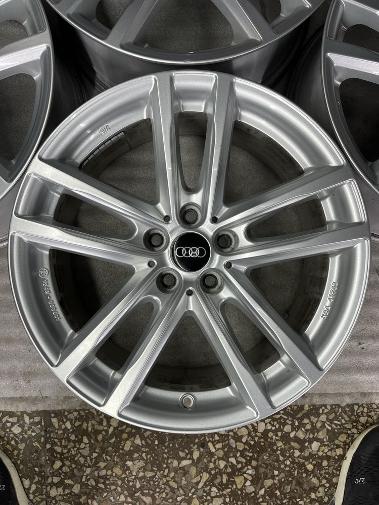 Диски R18 5x112 Et30 8J. Audi A4 A5 A6 A7 A8 Q3 Q5 Q7. VW Touareg