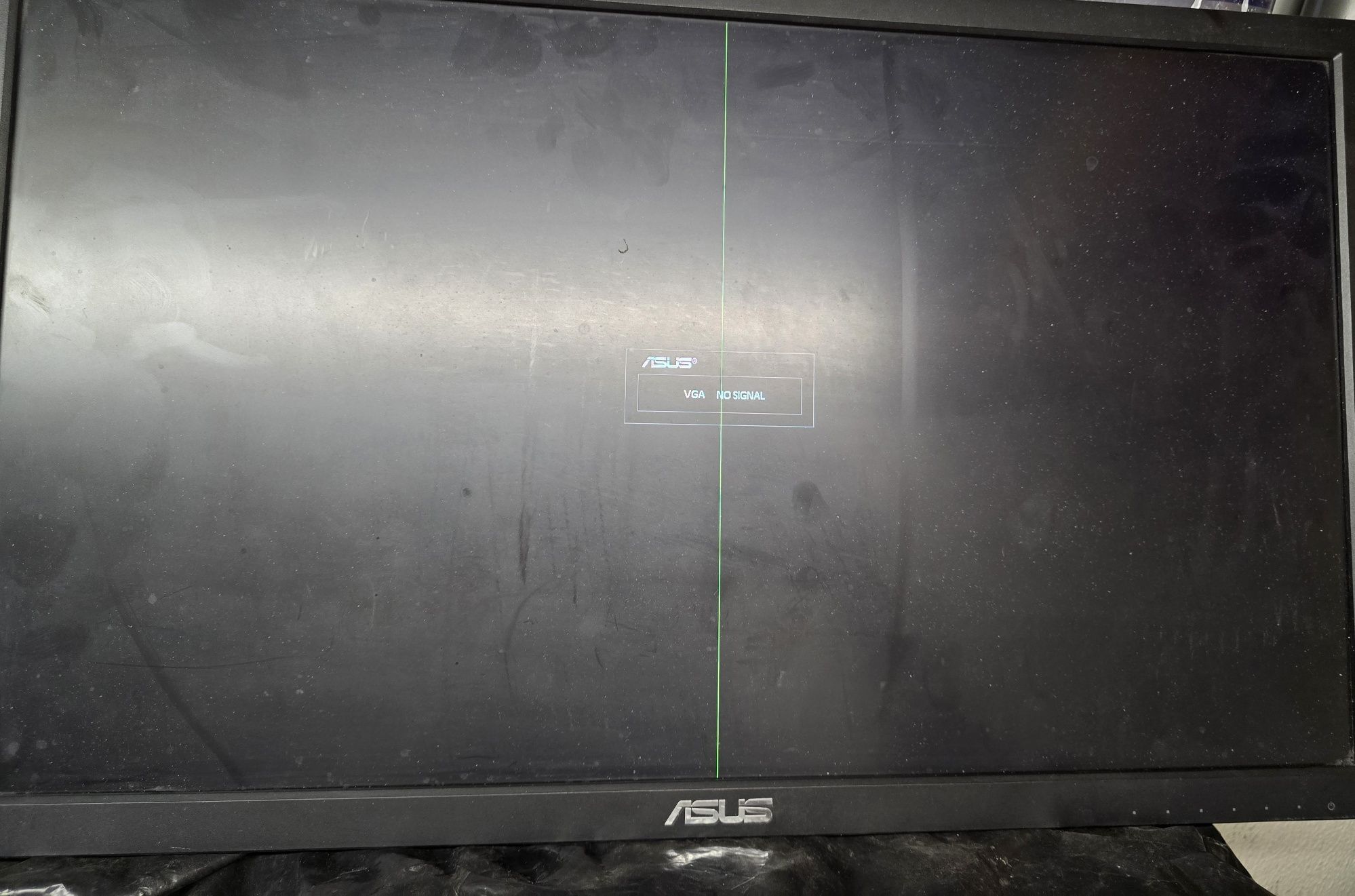 Monitor Asus 17"