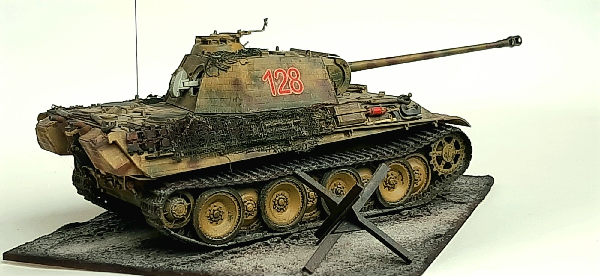 Стендова модель танка Пантера 1/35