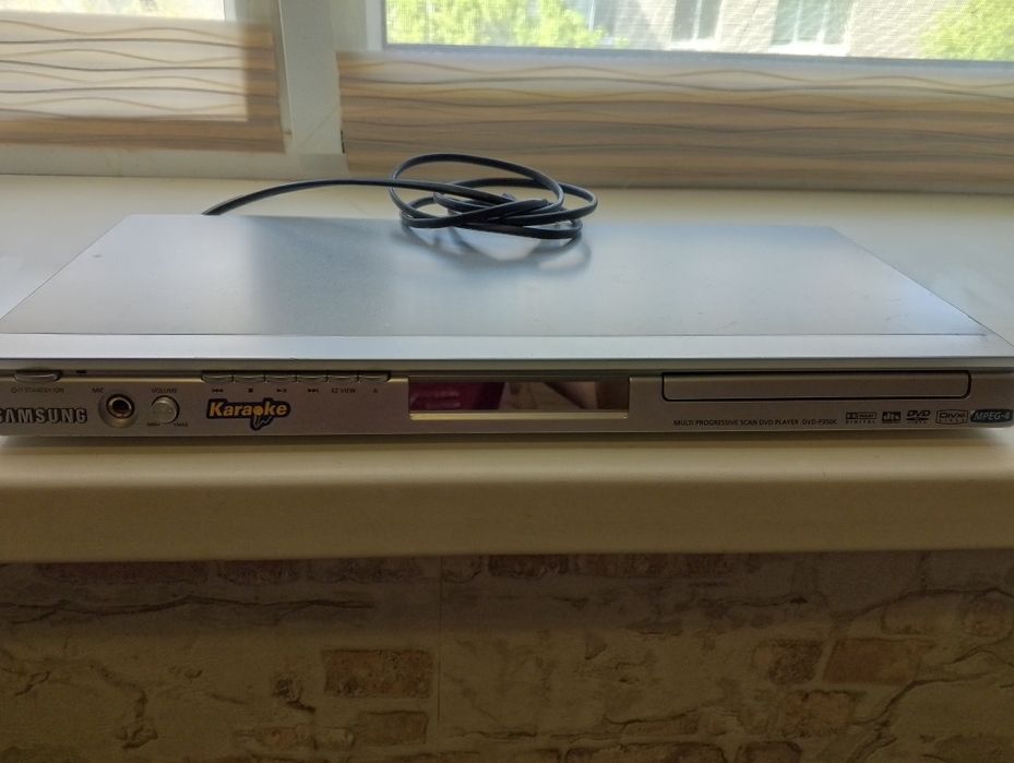 DVD плеер Самсунг
