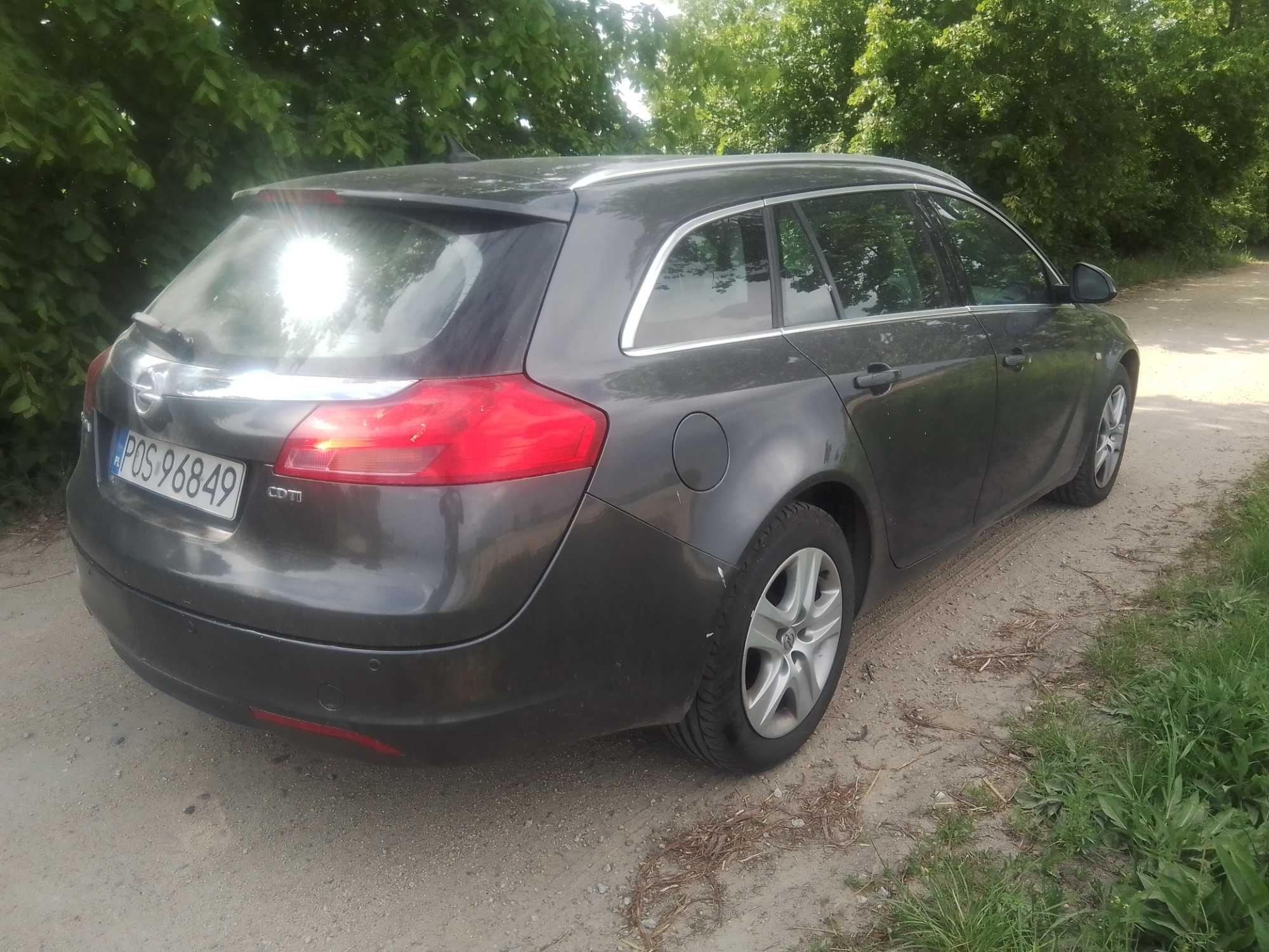 Opel Insignia kombi 2009 rok 2.0 CDTI 130 km