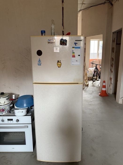 Холодильник Samsung